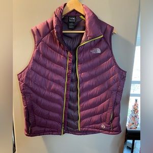 Ladies lightweight quilted vest